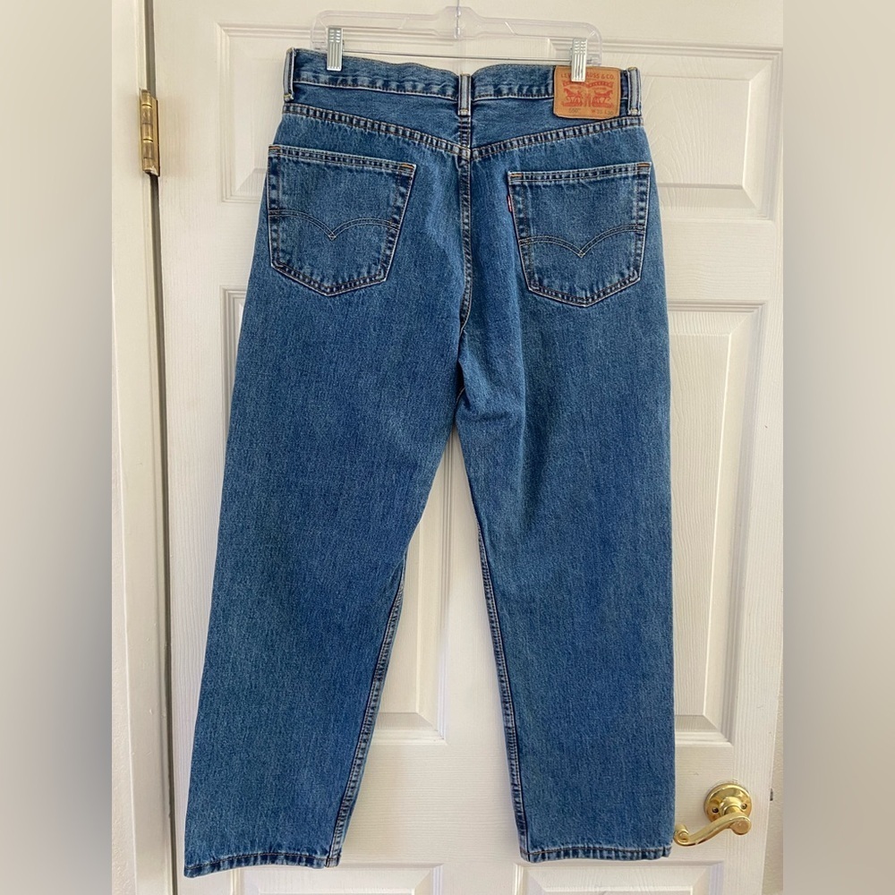 Levi’s 550 Relaxed Fit Men’s Jean Medium Stone Wash Non Stretch Size 35 x 30 - Picture 3 of 9